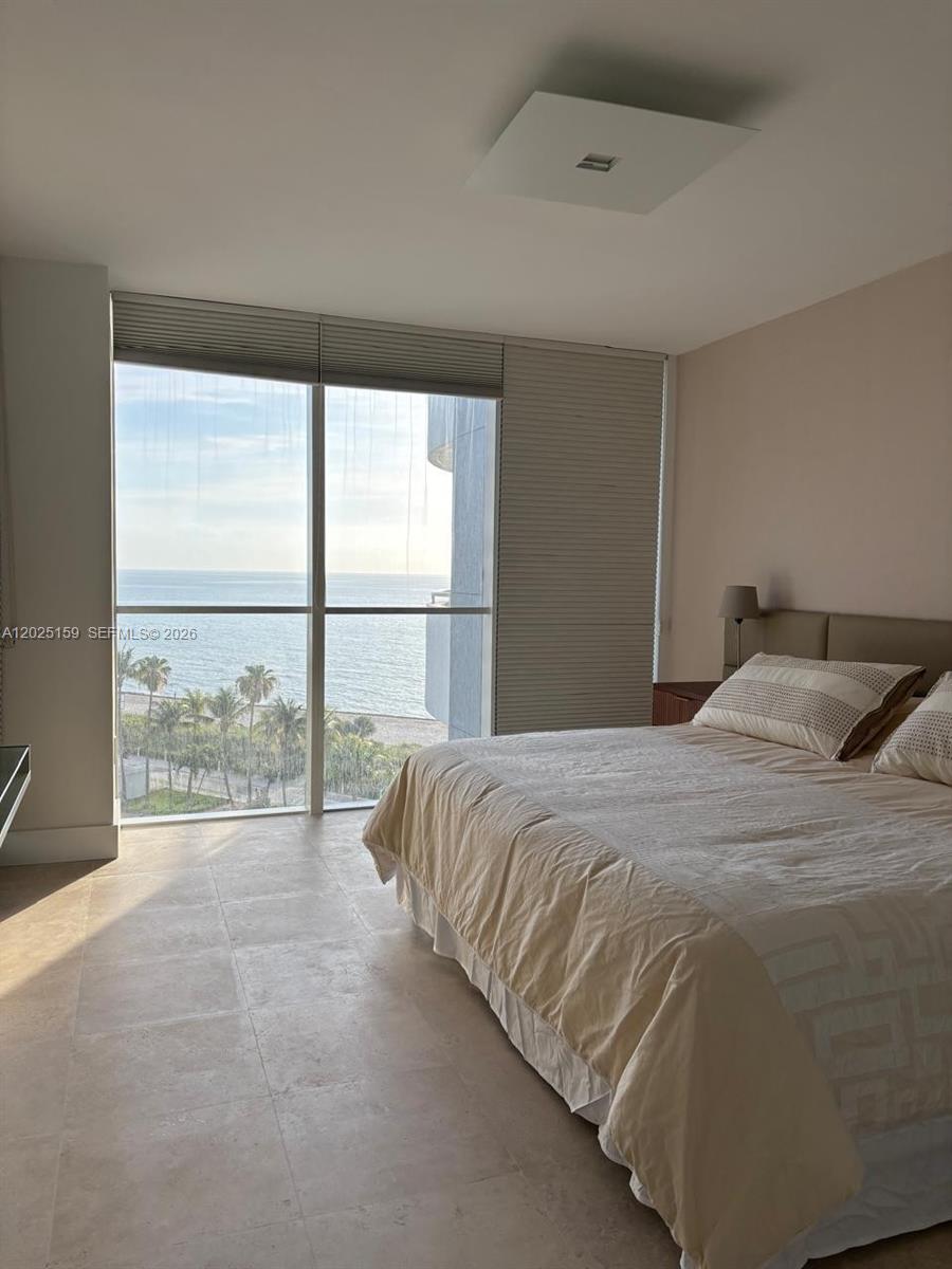 LA GORCE PALACE CONDO - Residential Lease