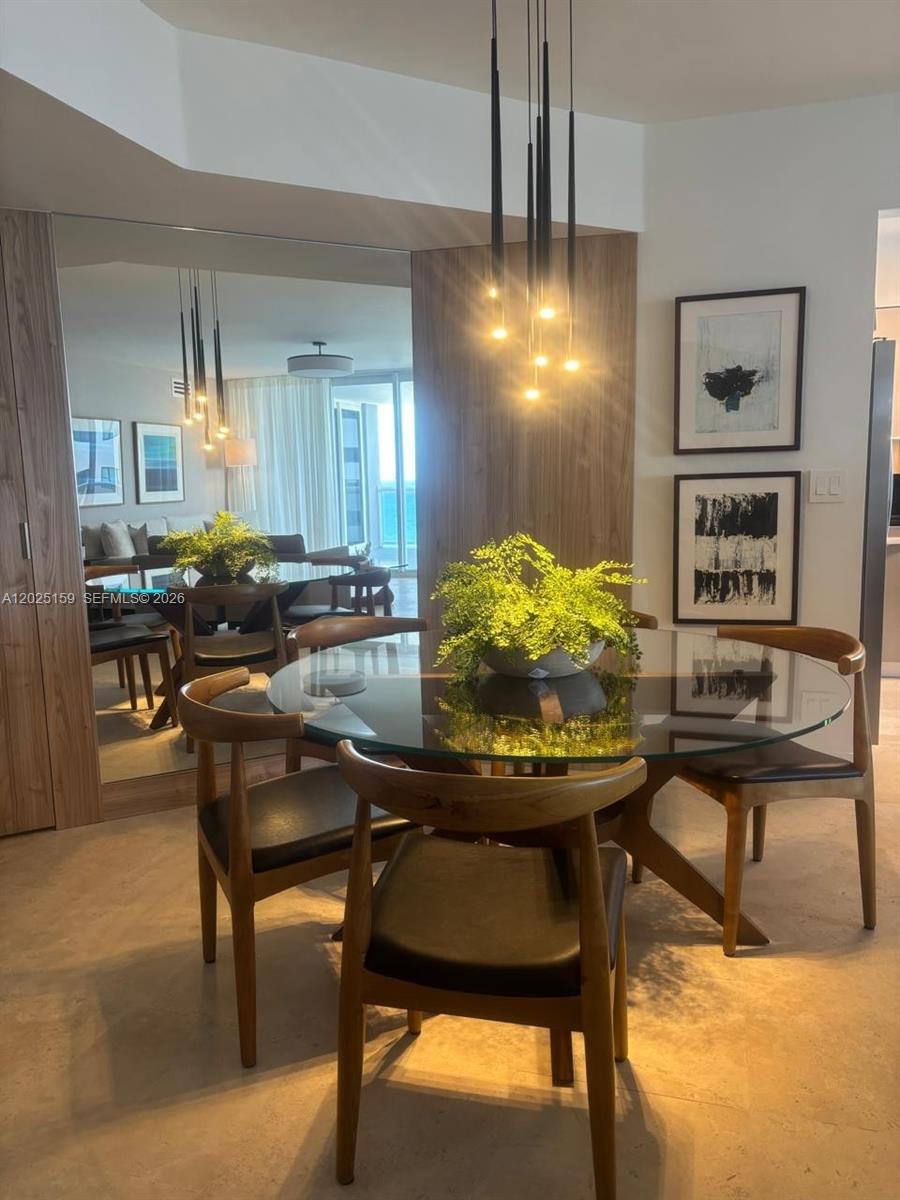 LA GORCE PALACE CONDO - Residential Lease