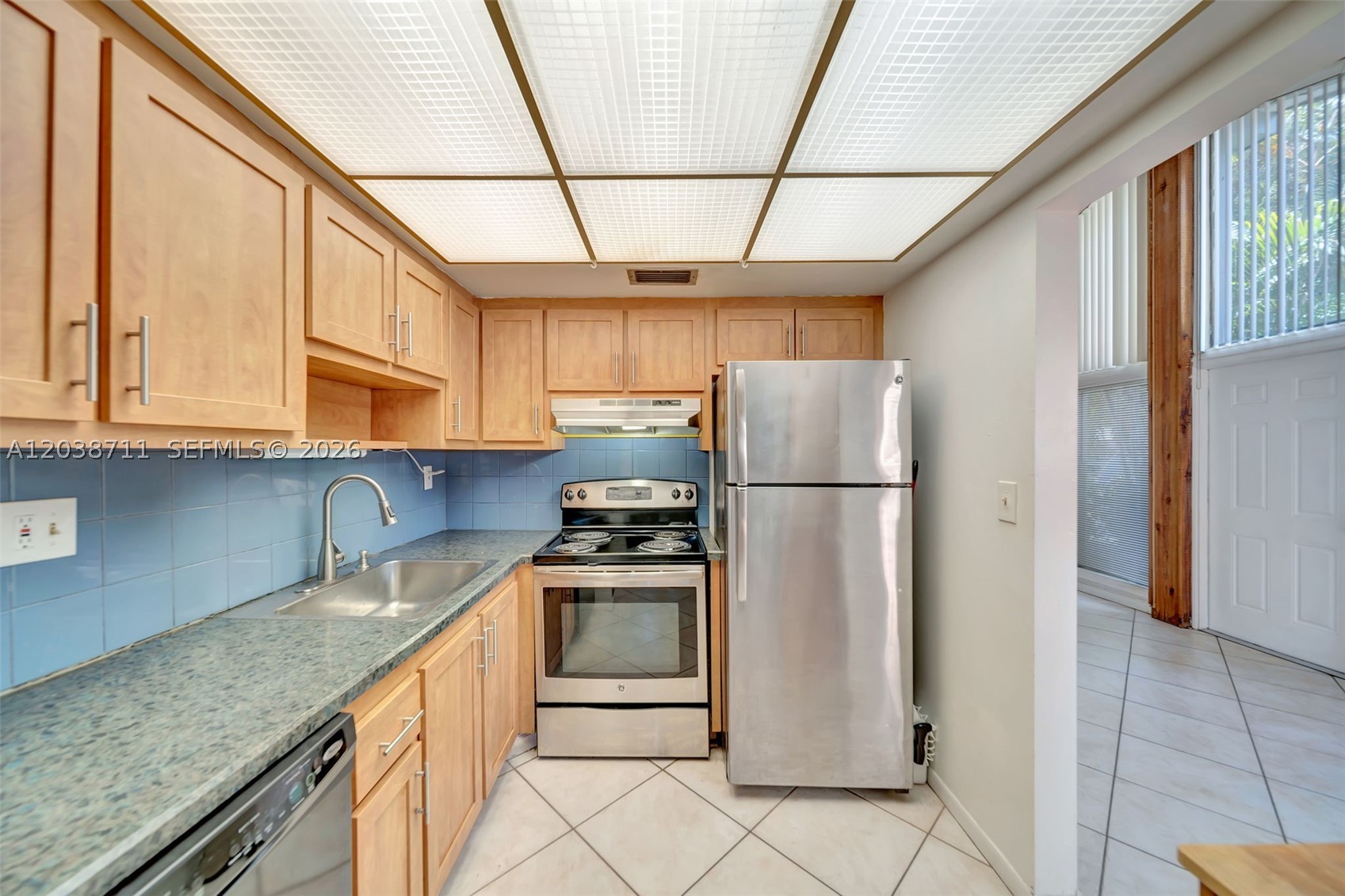APPLE CREEK - Residential