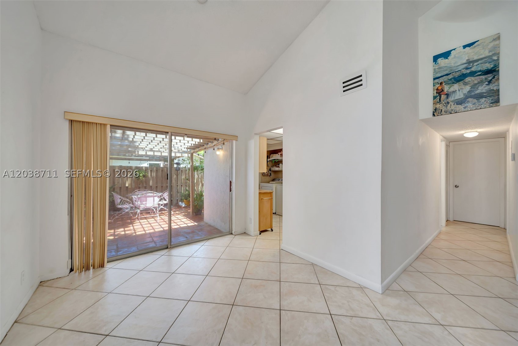 APPLE CREEK - Residential