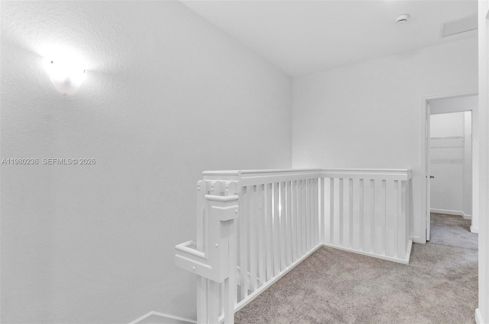 WYNDHAM LAKES PLAZA - Residential