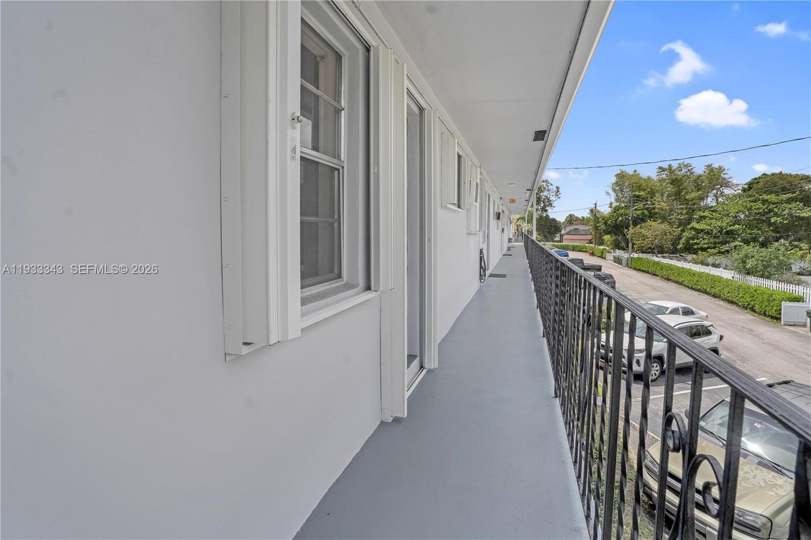 PEMBROKE HOUSE CONDO - Residential