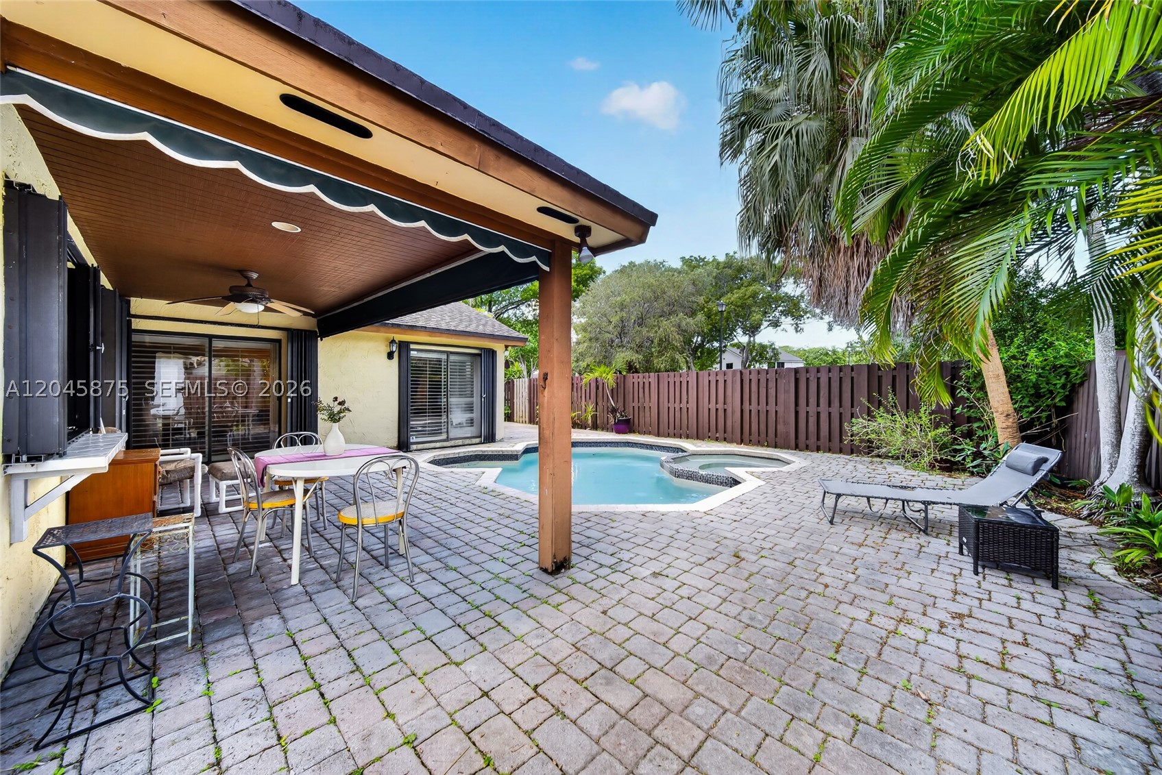 LAKES OF THE MEADOW SEC 1 - Residential