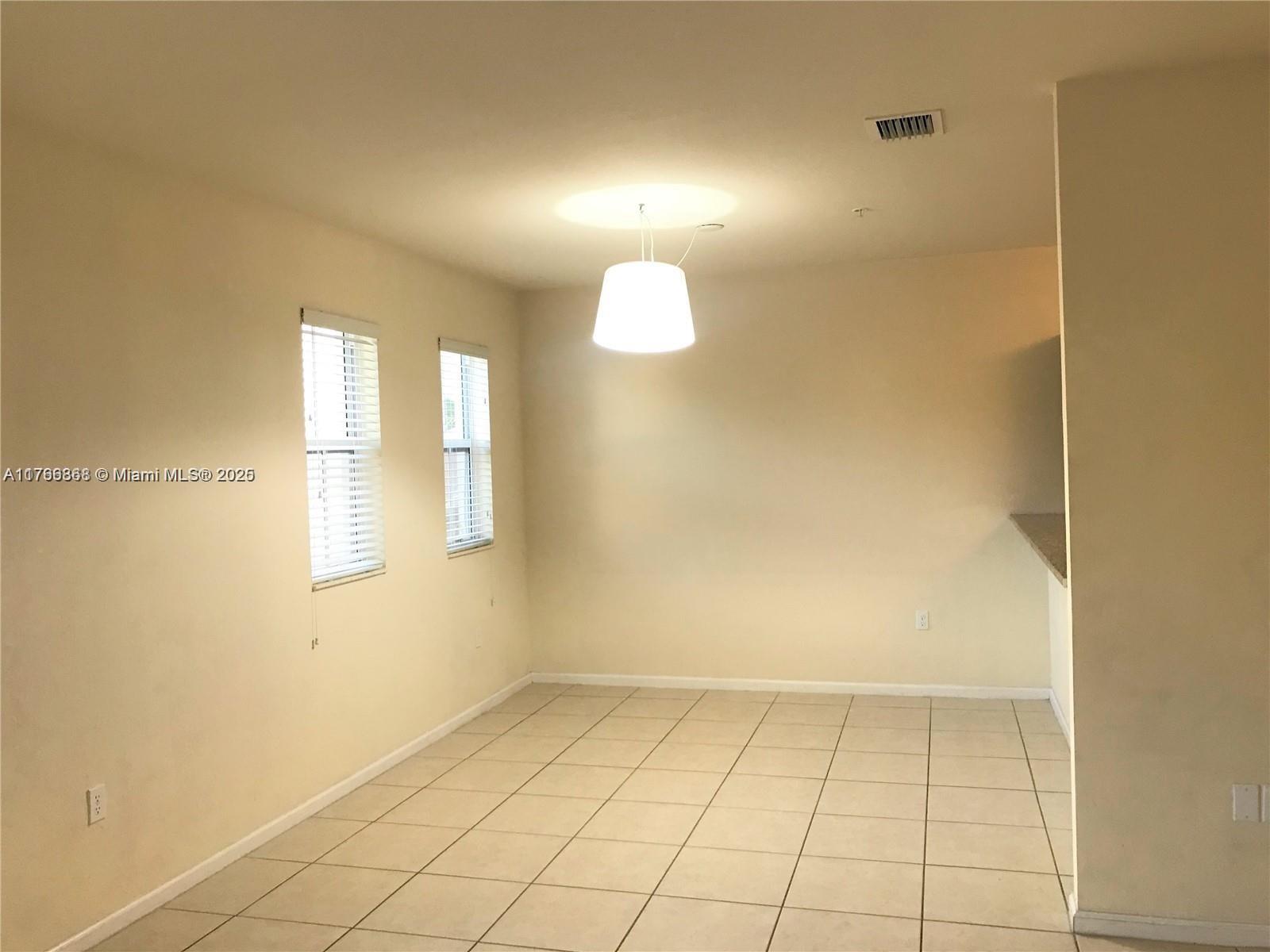 ST MAARTEN AT GRAND BAY C - Residential Lease