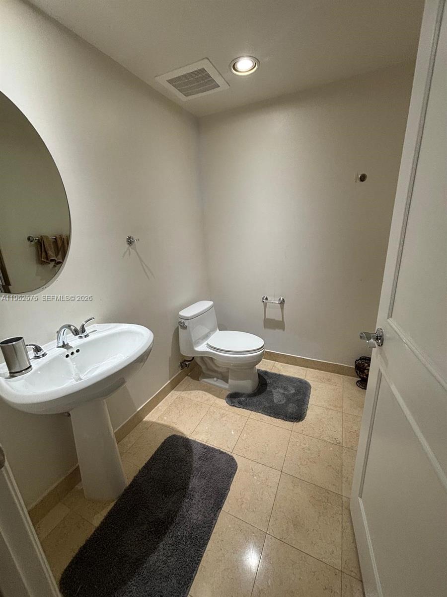 BEACH CLUB TWO CONDO - Residential Lease