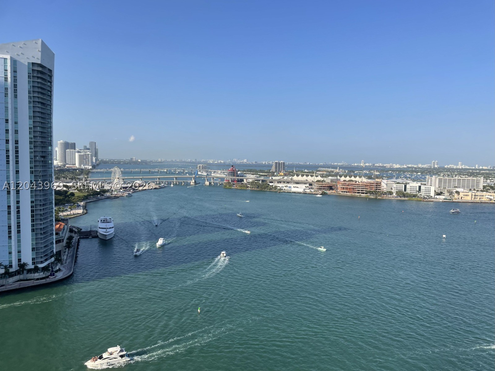 ONE TEQUESTA POINT CONDO - Residential Lease