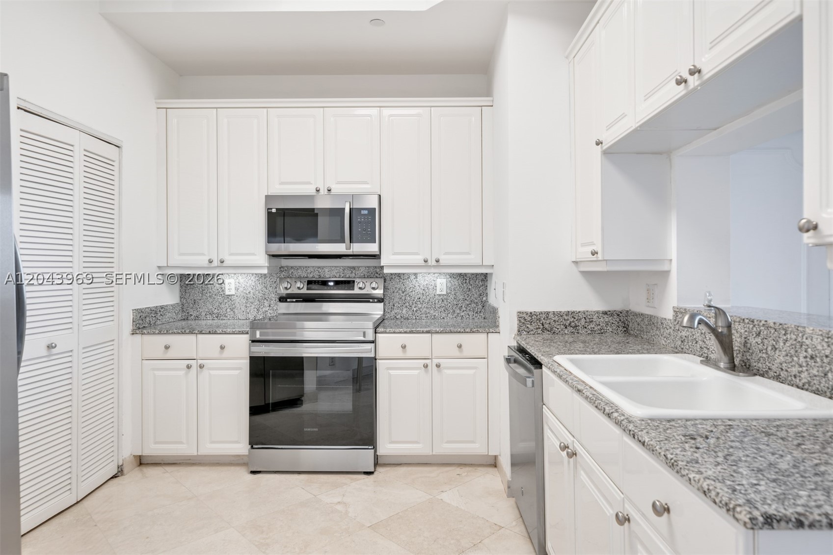 ONE TEQUESTA POINT CONDO - Residential Lease