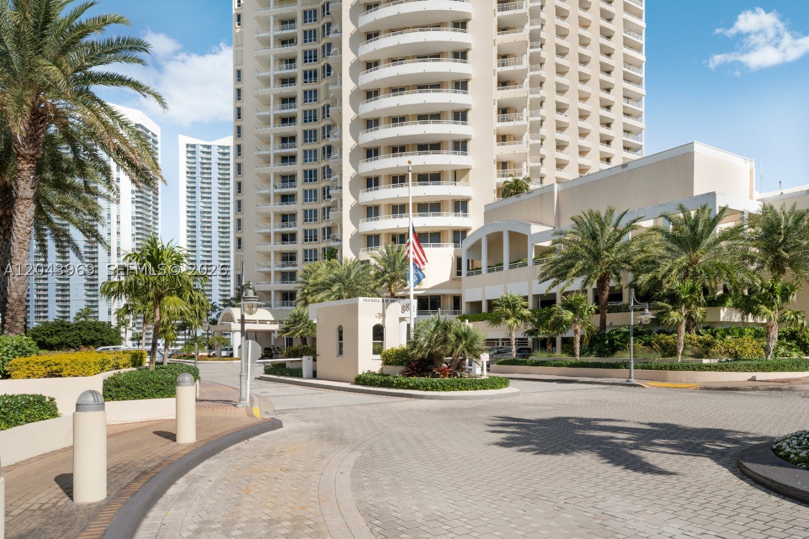 ONE TEQUESTA POINT CONDO - Residential Lease