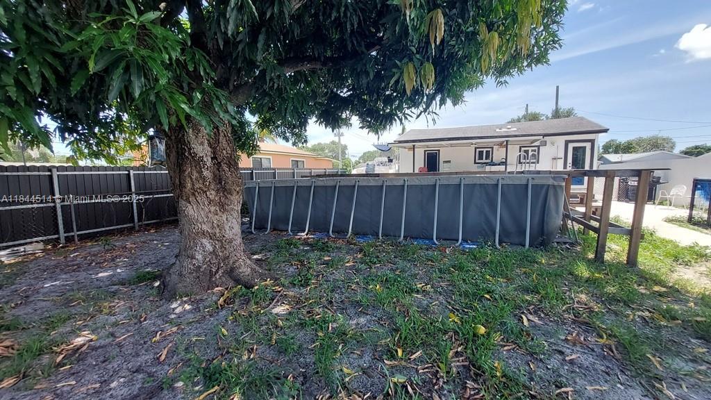 HIALEAH HEIGHTS - Residential