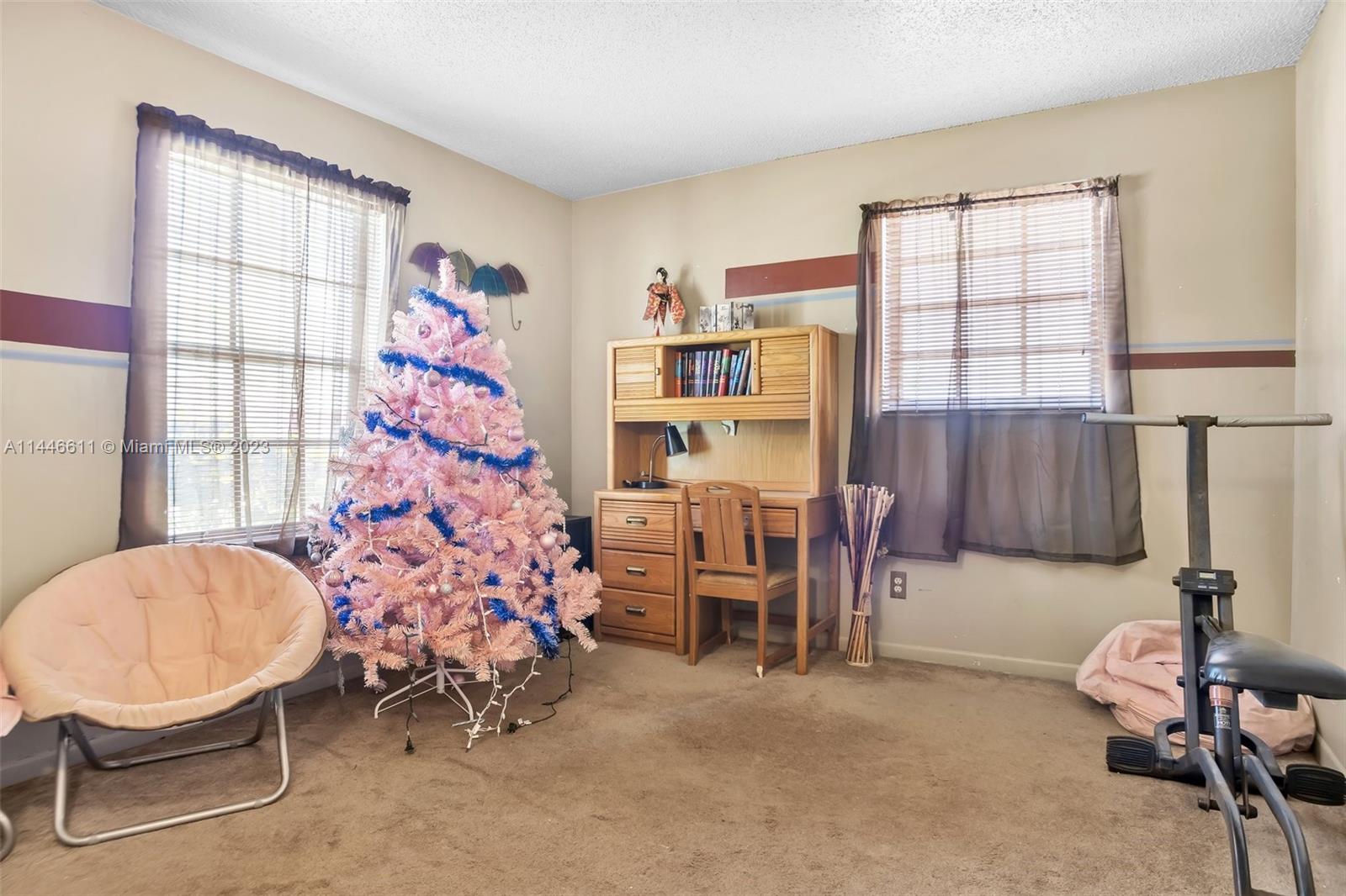 HOMES OF LAKE MIRAMAR - Residential