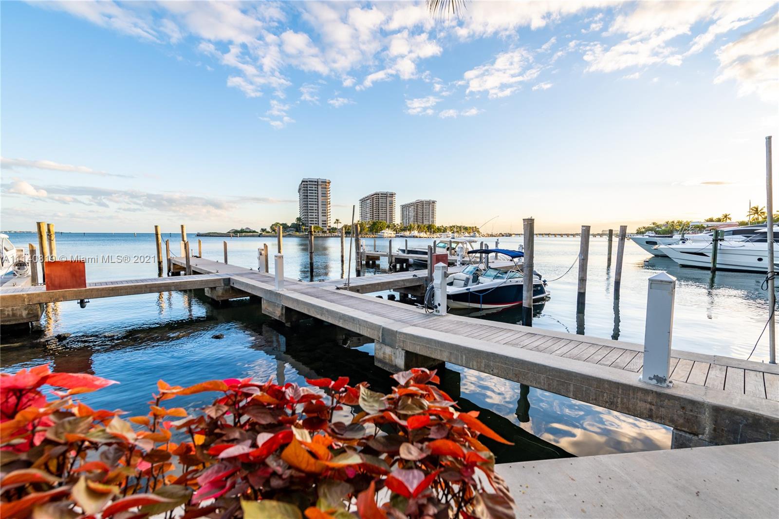 BEACON HARBOUR CONDO - Residential