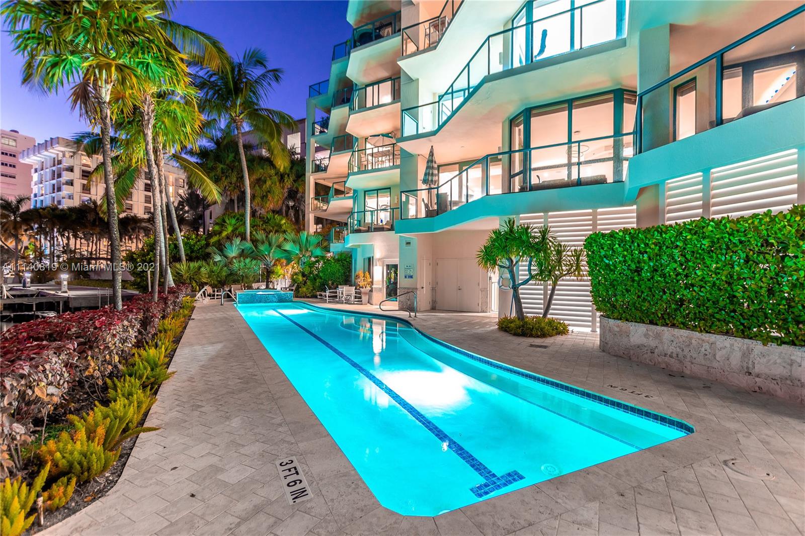 BEACON HARBOUR CONDO - Residential