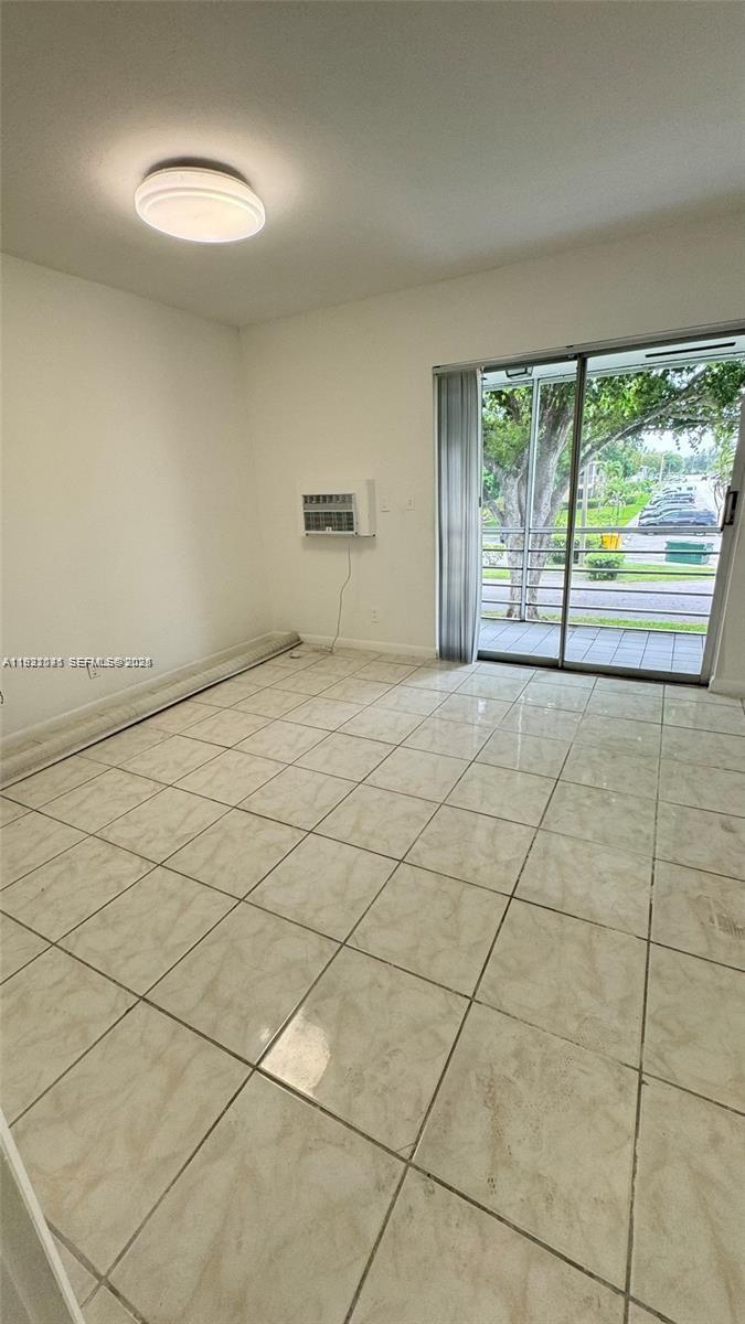 COVENTRY CONDO - Residential
