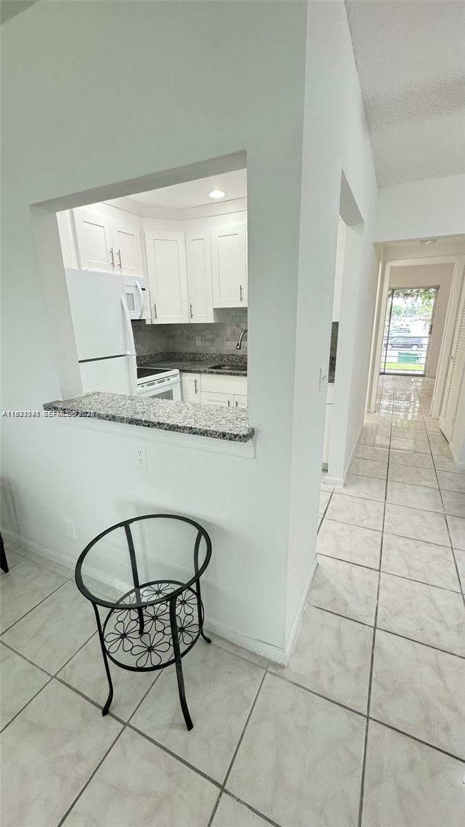 COVENTRY CONDO - Residential
