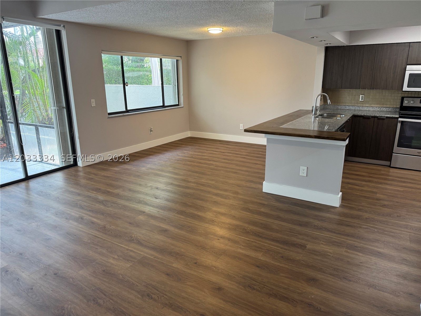 TERRA BELLA - Residential Lease
