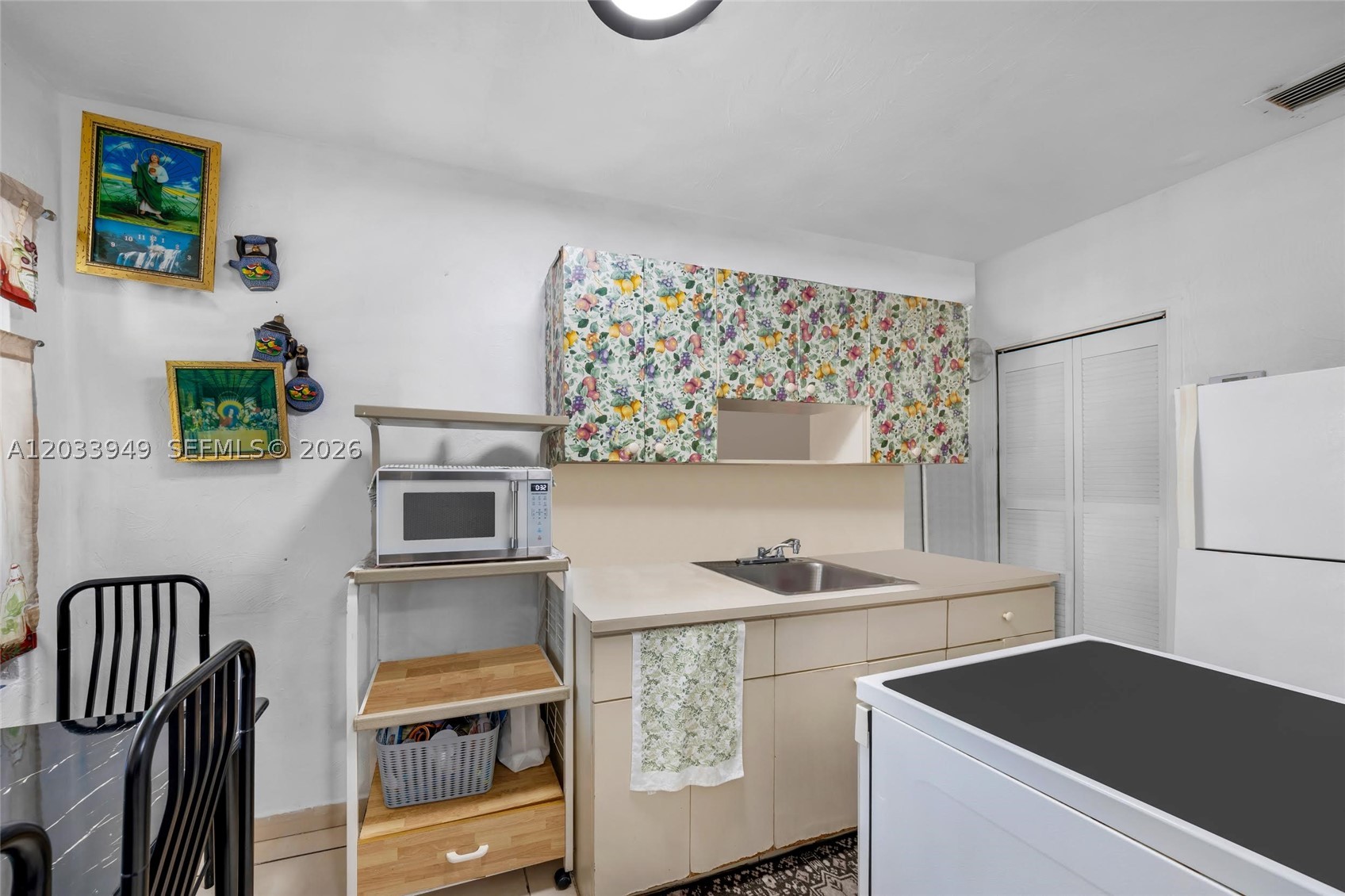 HELMS FIRST ADDN - Residential Income