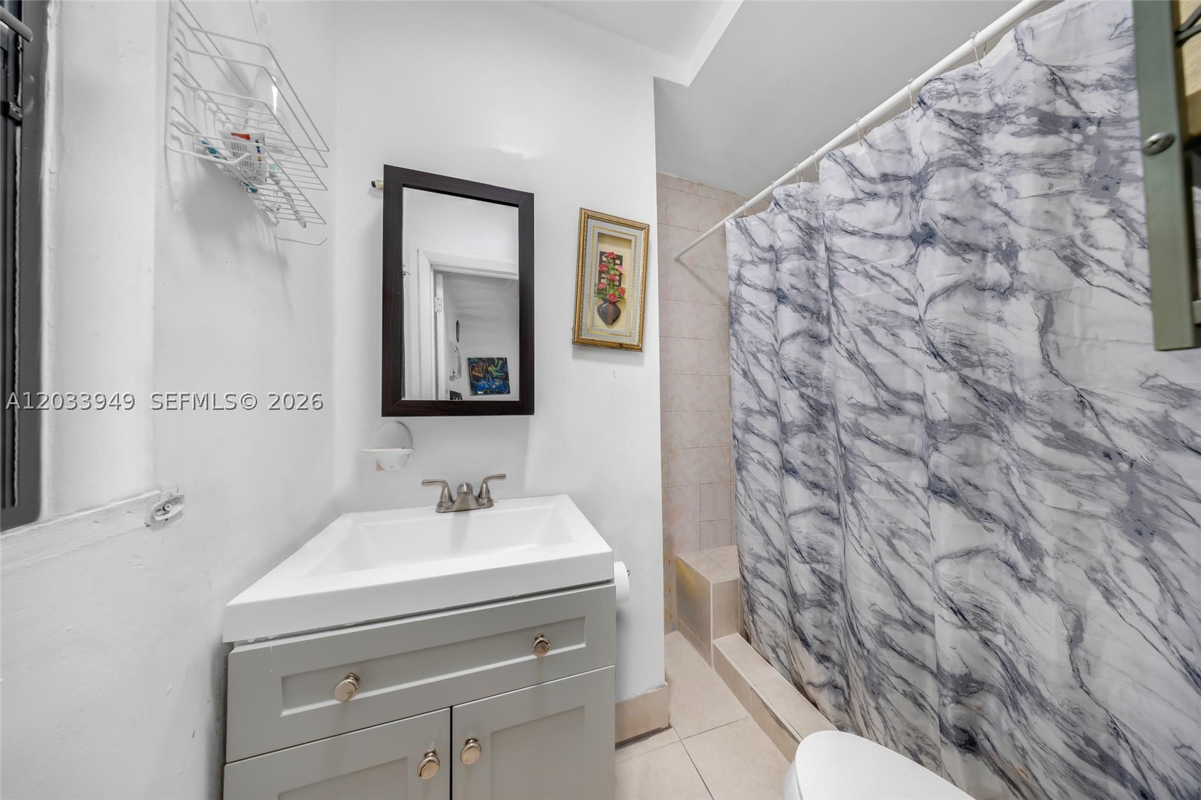 HELMS FIRST ADDN - Residential Income