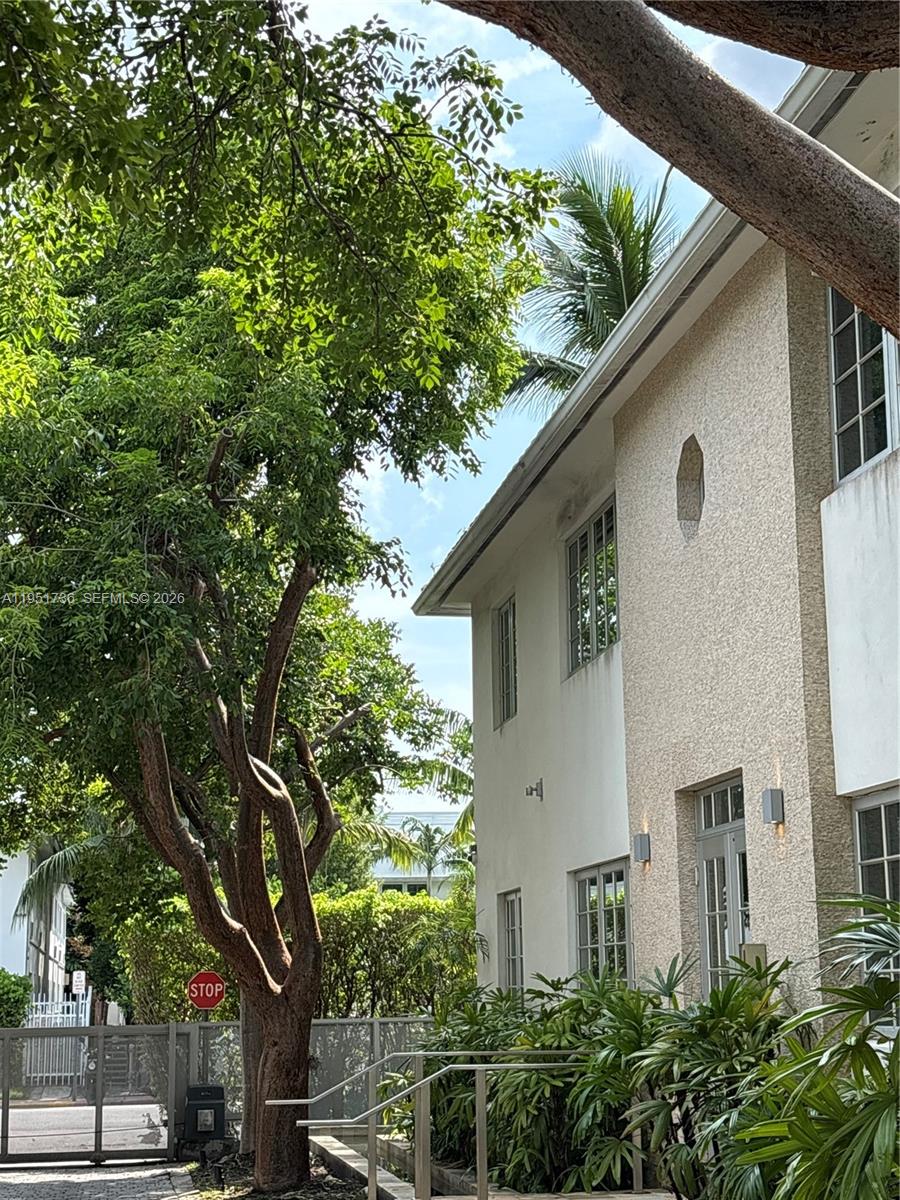 BALI CONDO - Residential