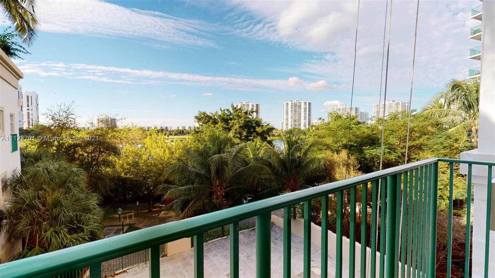 TURNBERRY VLG NO TOWER CO - Residential