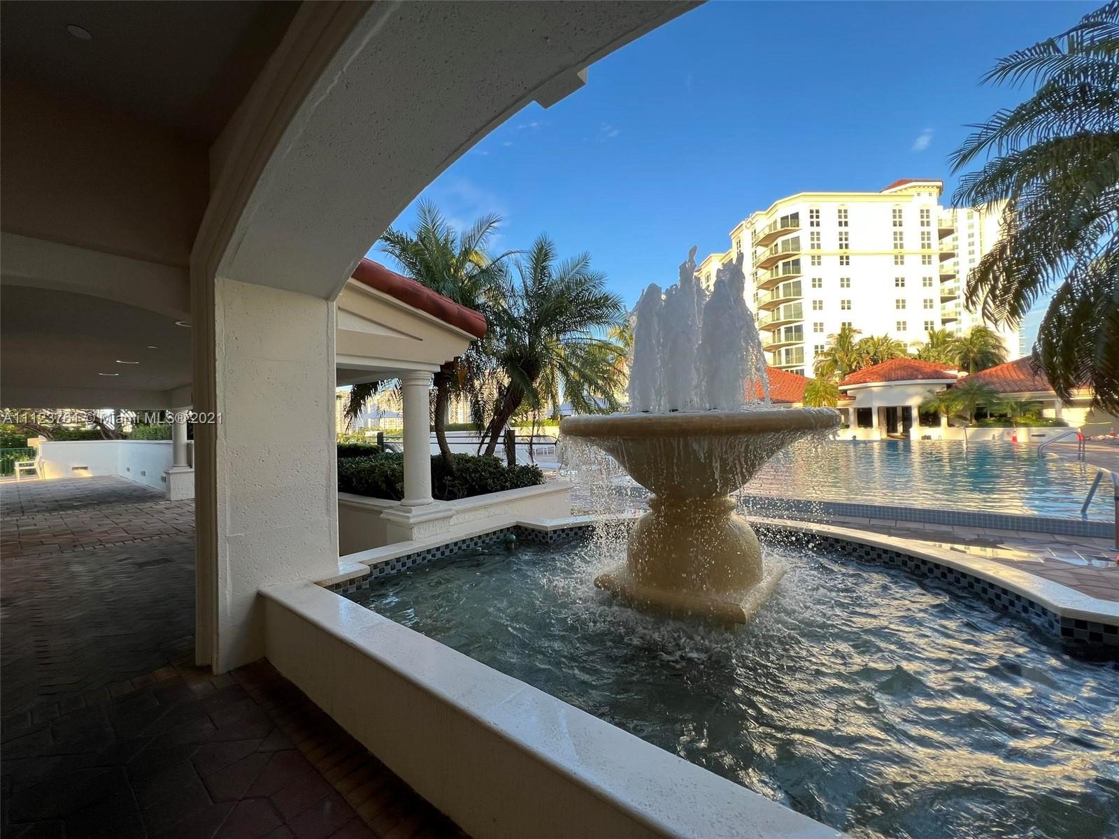 TURNBERRY VLG NO TOWER CO - Residential