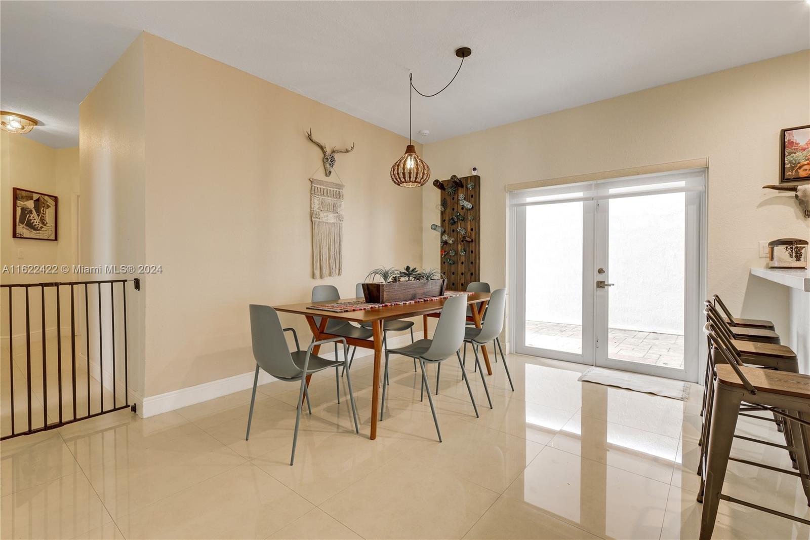 LAKES OF AVALON SEC 3 - Residential