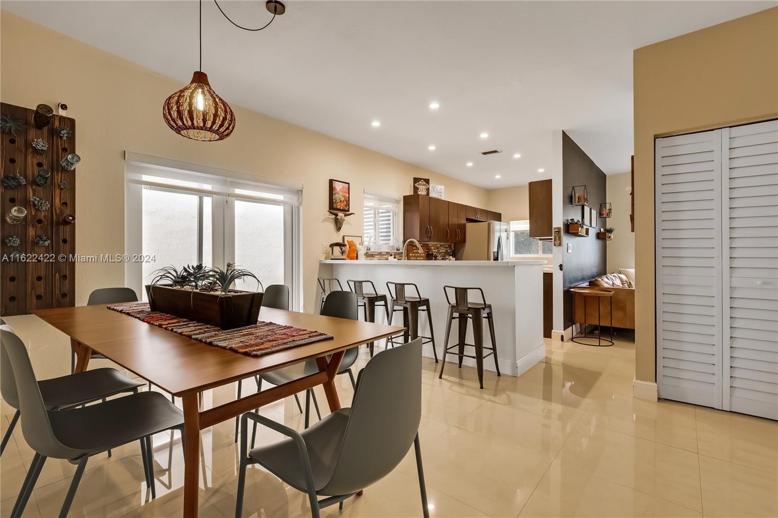 LAKES OF AVALON SEC 3 - Residential