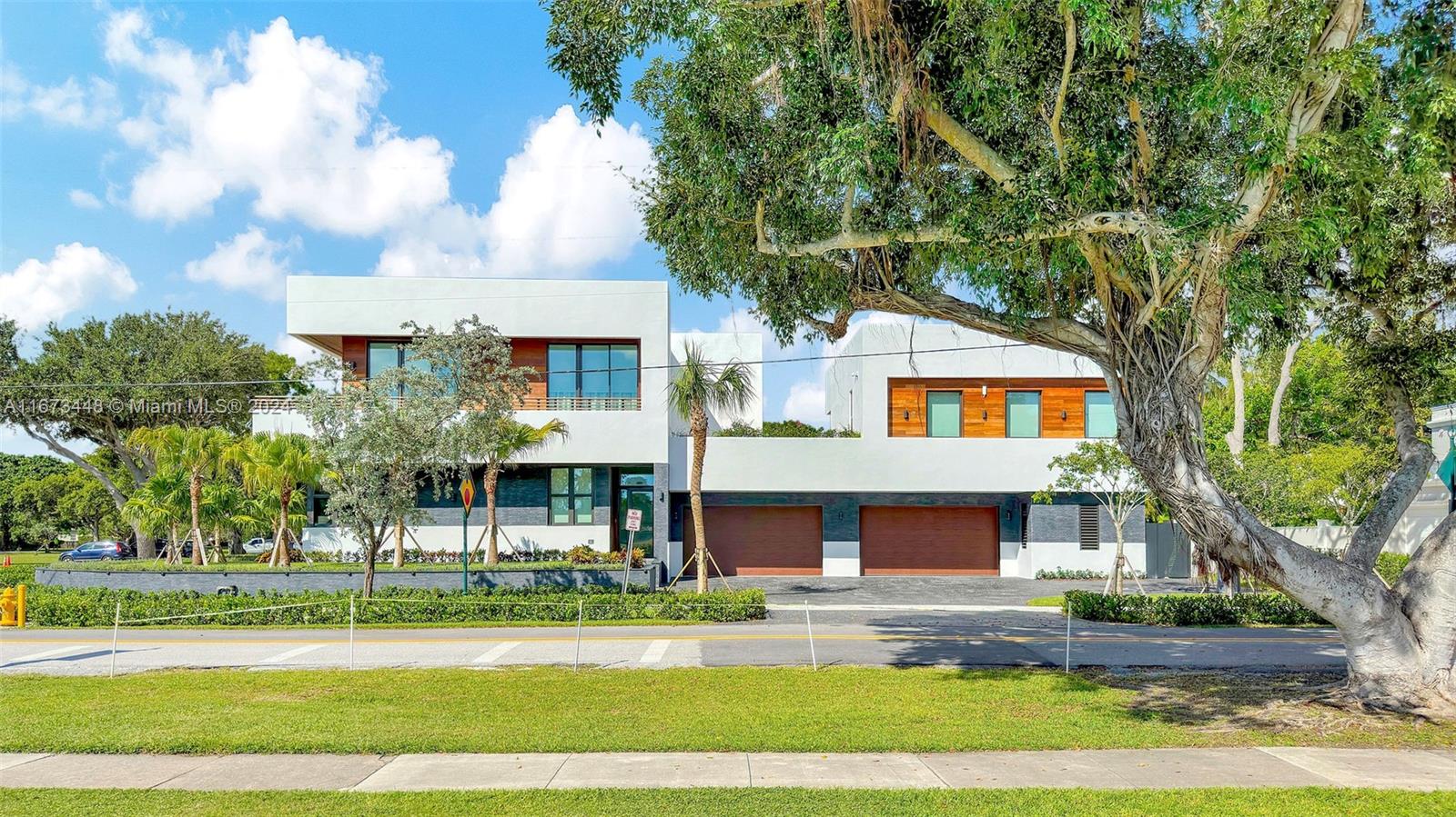 MIAMI SHORES SEC 4 AMD PL - Residential