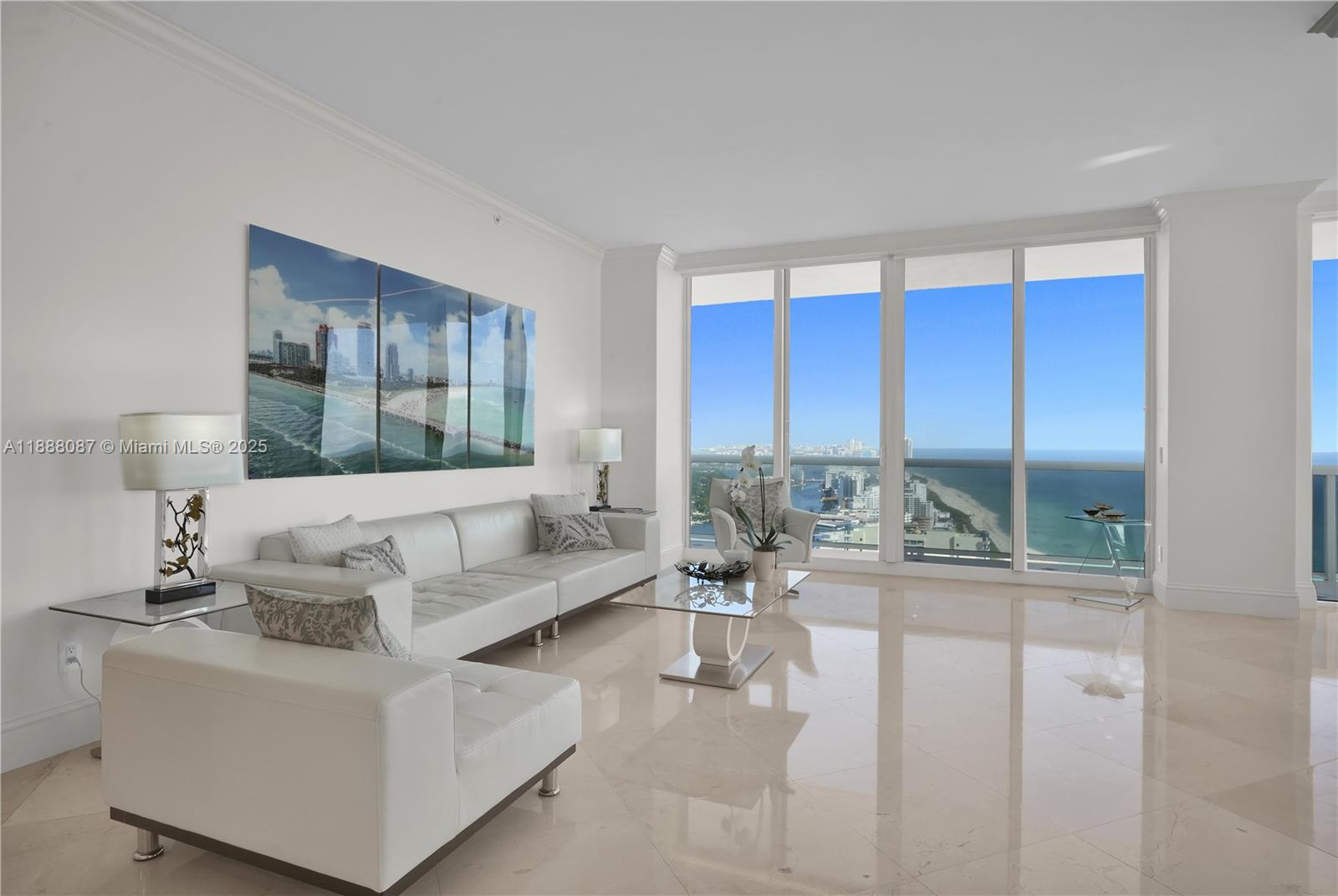 BLUE DIAMOND CONDO - Residential