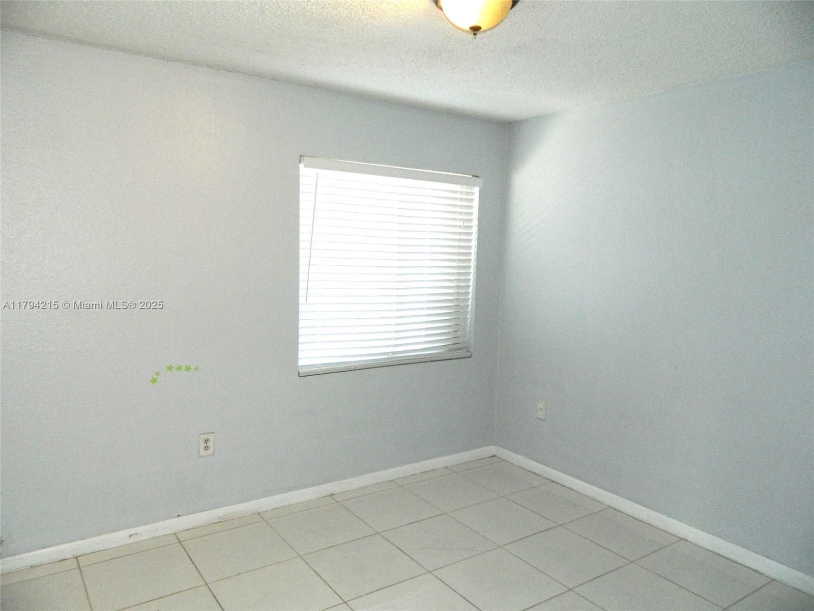 CRYSTAL VIEW TOWNHOMES - Residential Lease