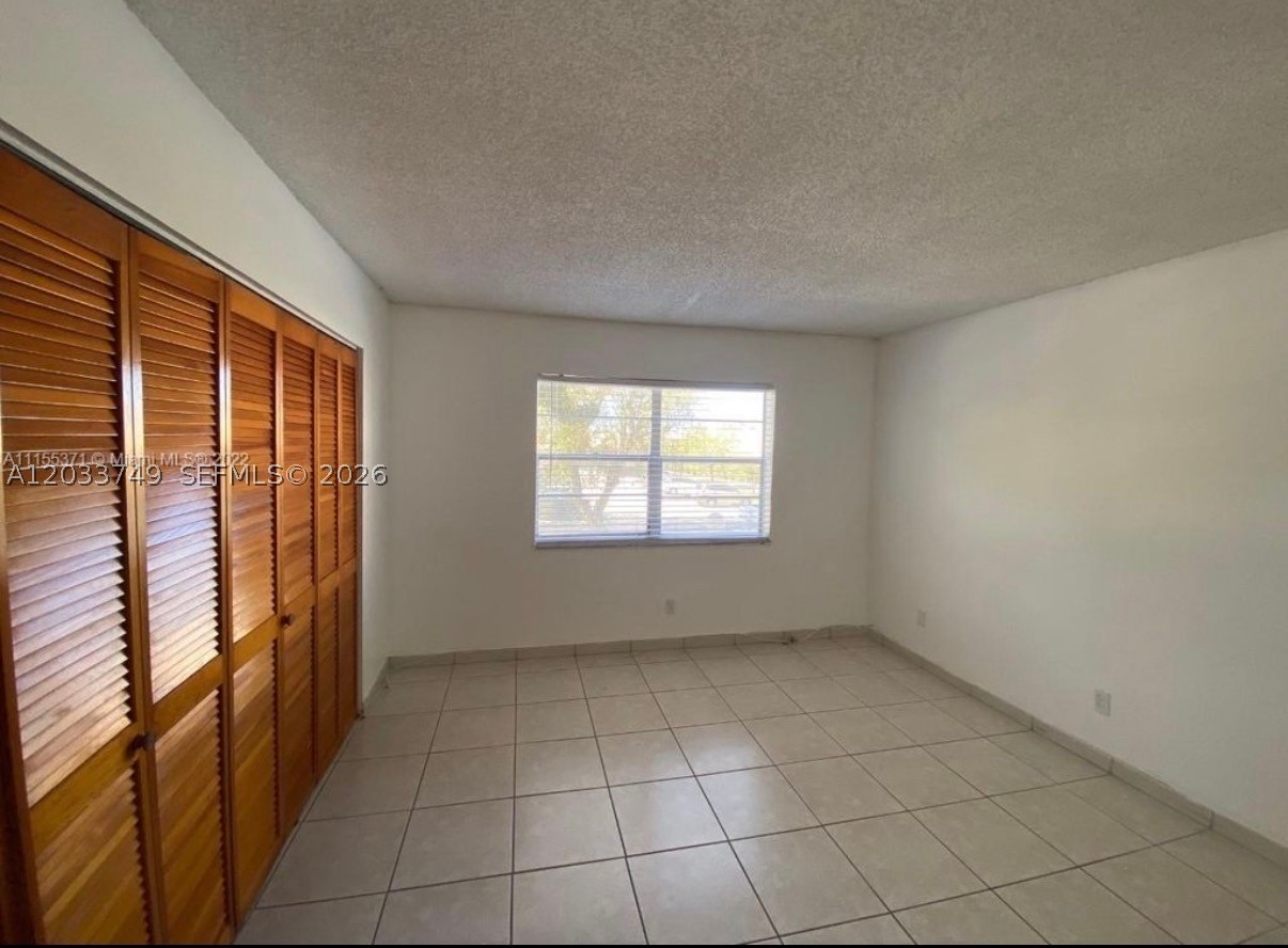 SUMMIT CHASE CONDO - Residential Lease