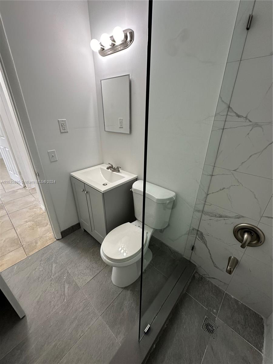 BUENA VISTA GARDENS - Residential Lease