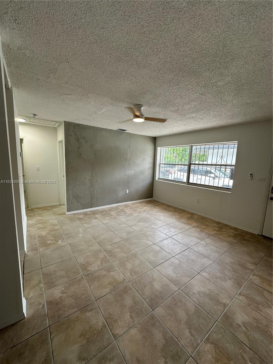 BUENA VISTA GARDENS - Residential Lease