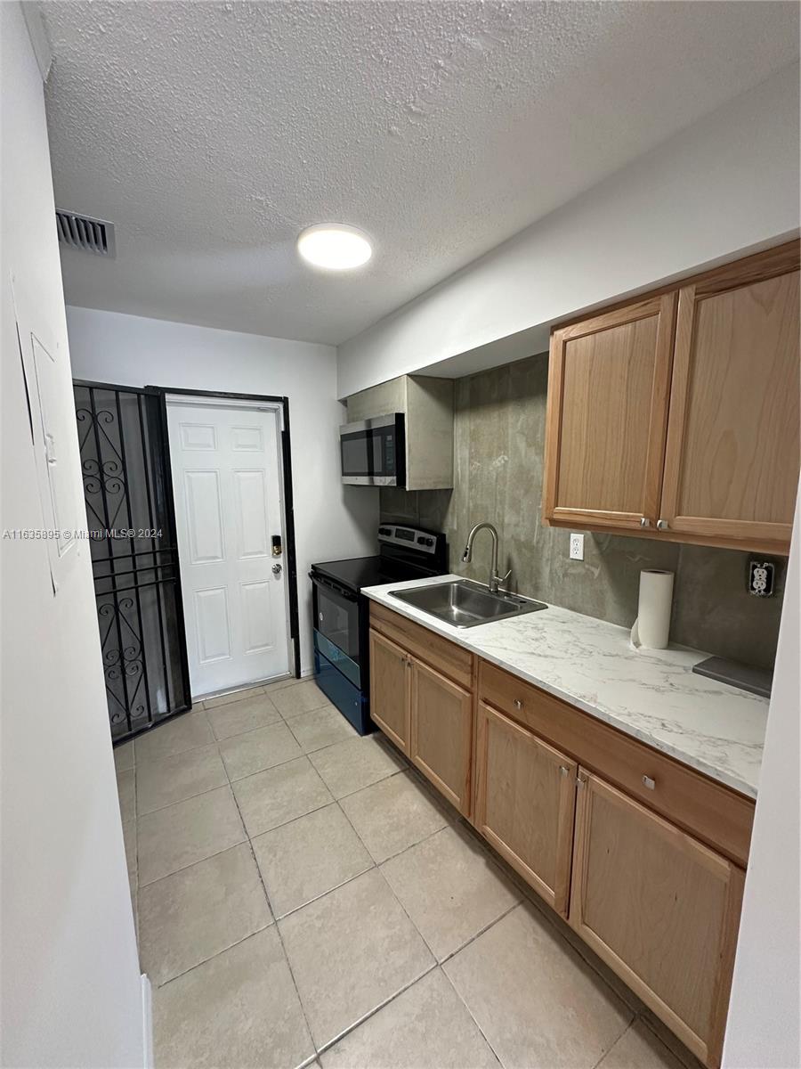 Welcome to this freshly remodeled unit in the heart of Miami close to the Beach, Wynwood, Downtown and much more. This unit has gone through a remodel including brand new appliances. Two fenced in parking spots are included, and plenty of street parking is also available. Washer and Dryer hook up within the unit for added convenience.