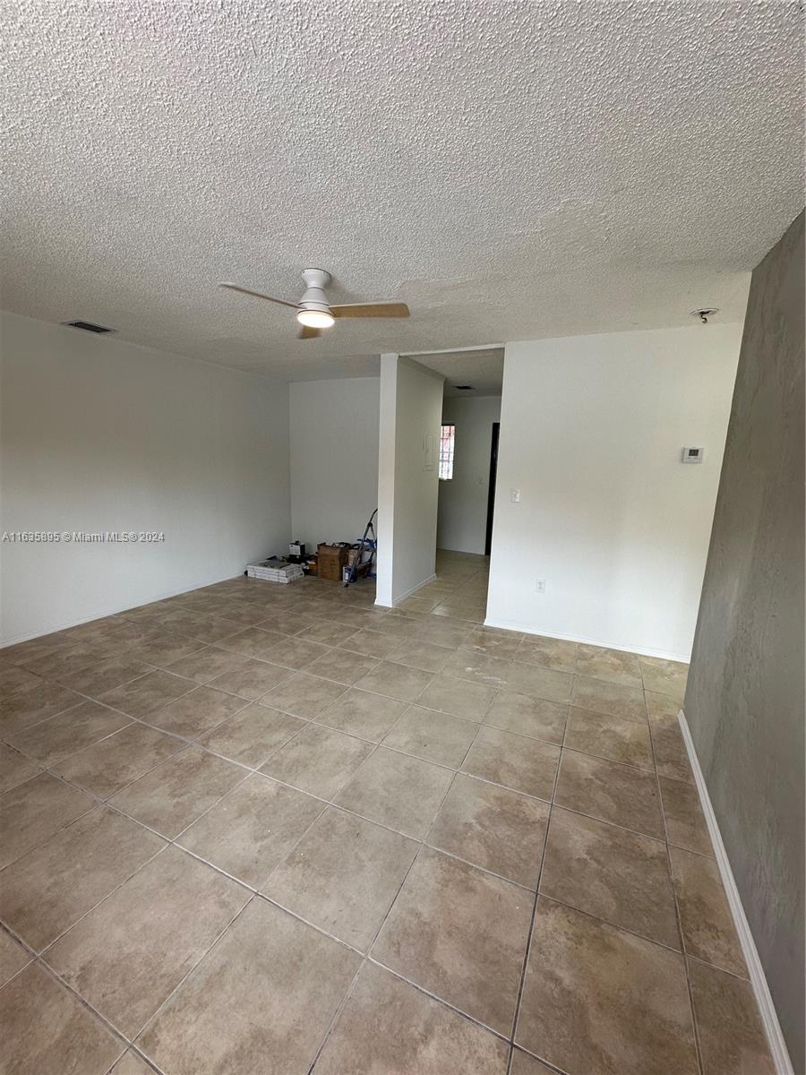 BUENA VISTA GARDENS - Residential Lease