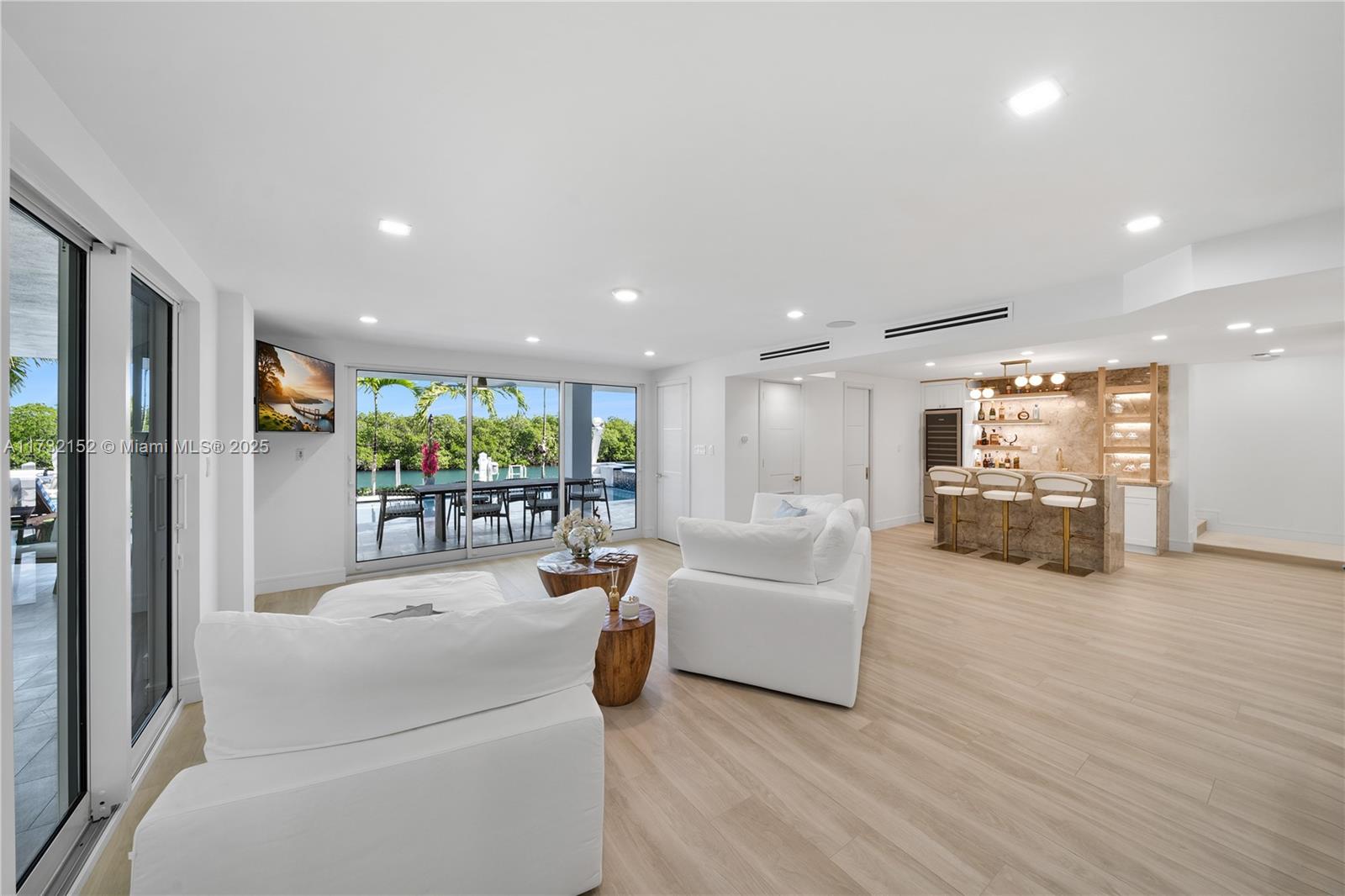 SAFETY HARBOR SEC 1 - Residential