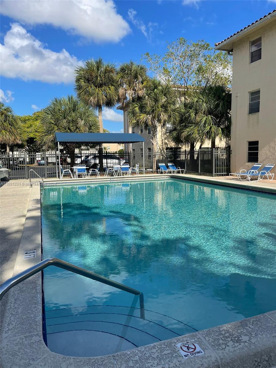 COUNTRY GARDENS CONDO - Residential Lease