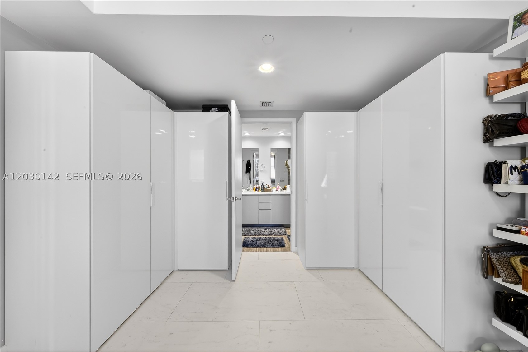 1010 BRICKELL CONDO - Residential