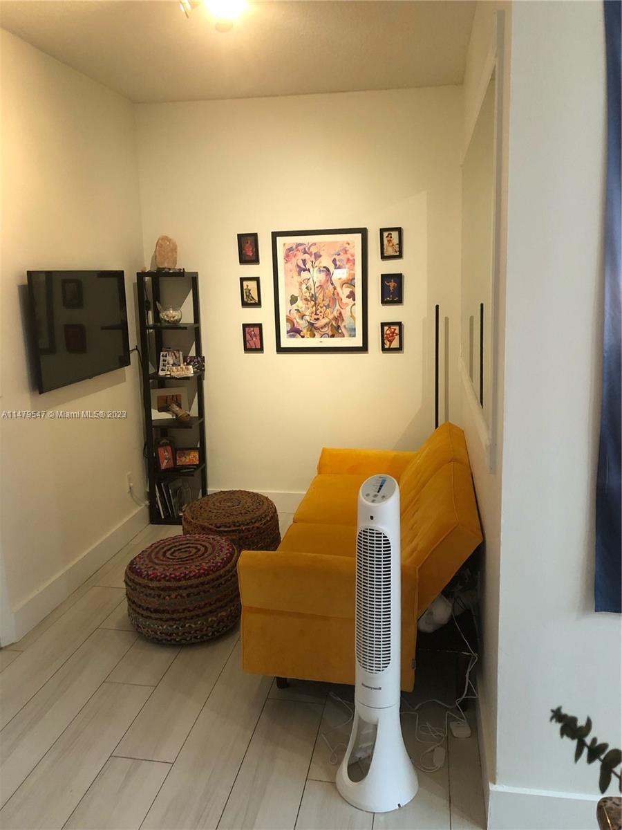 THE PATRICIA CONDO - Residential Lease