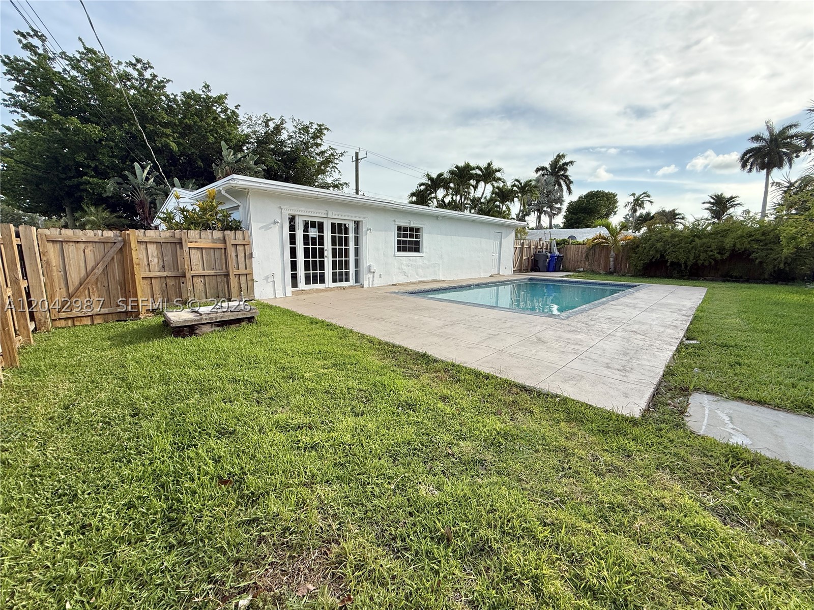 LOOK HOMESITES NO 4 - Residential