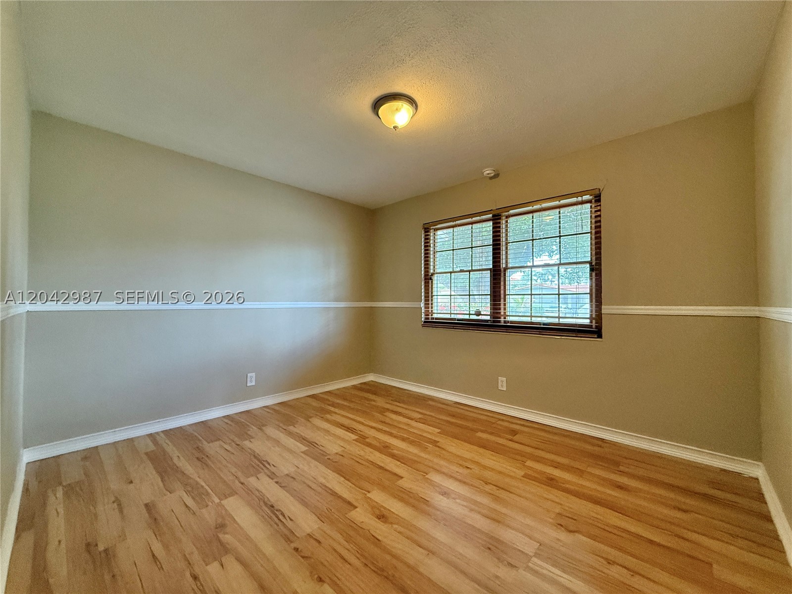 LOOK HOMESITES NO 4 - Residential
