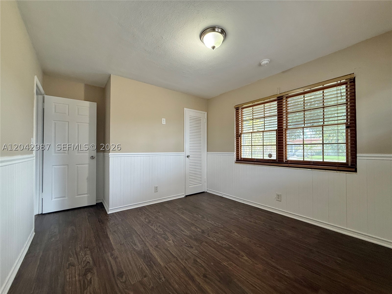 LOOK HOMESITES NO 4 - Residential