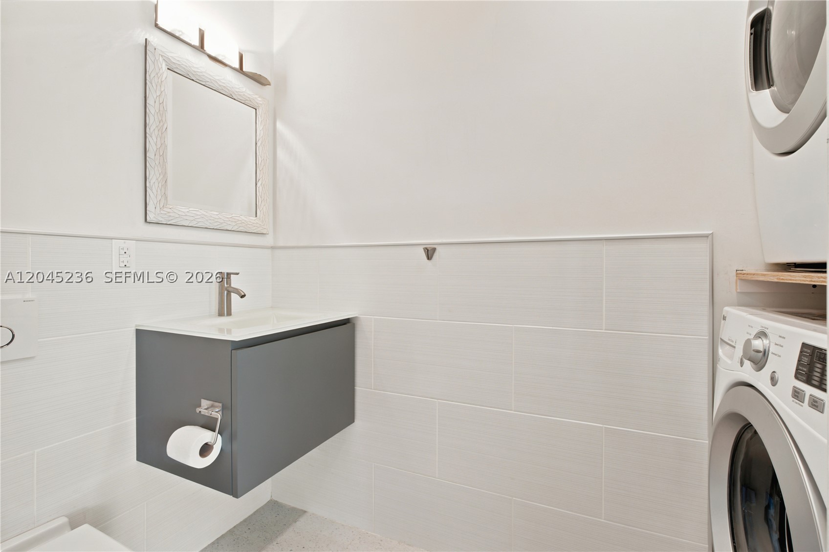 PARK VIEW ISLAND - Residential Lease