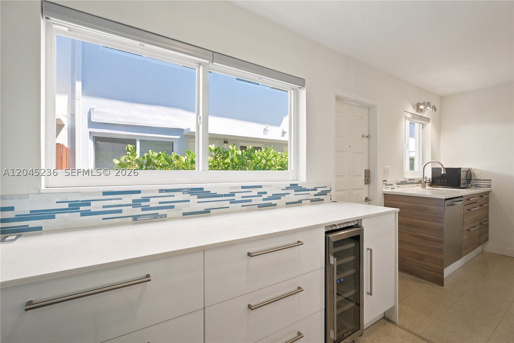 PARK VIEW ISLAND - Residential Lease