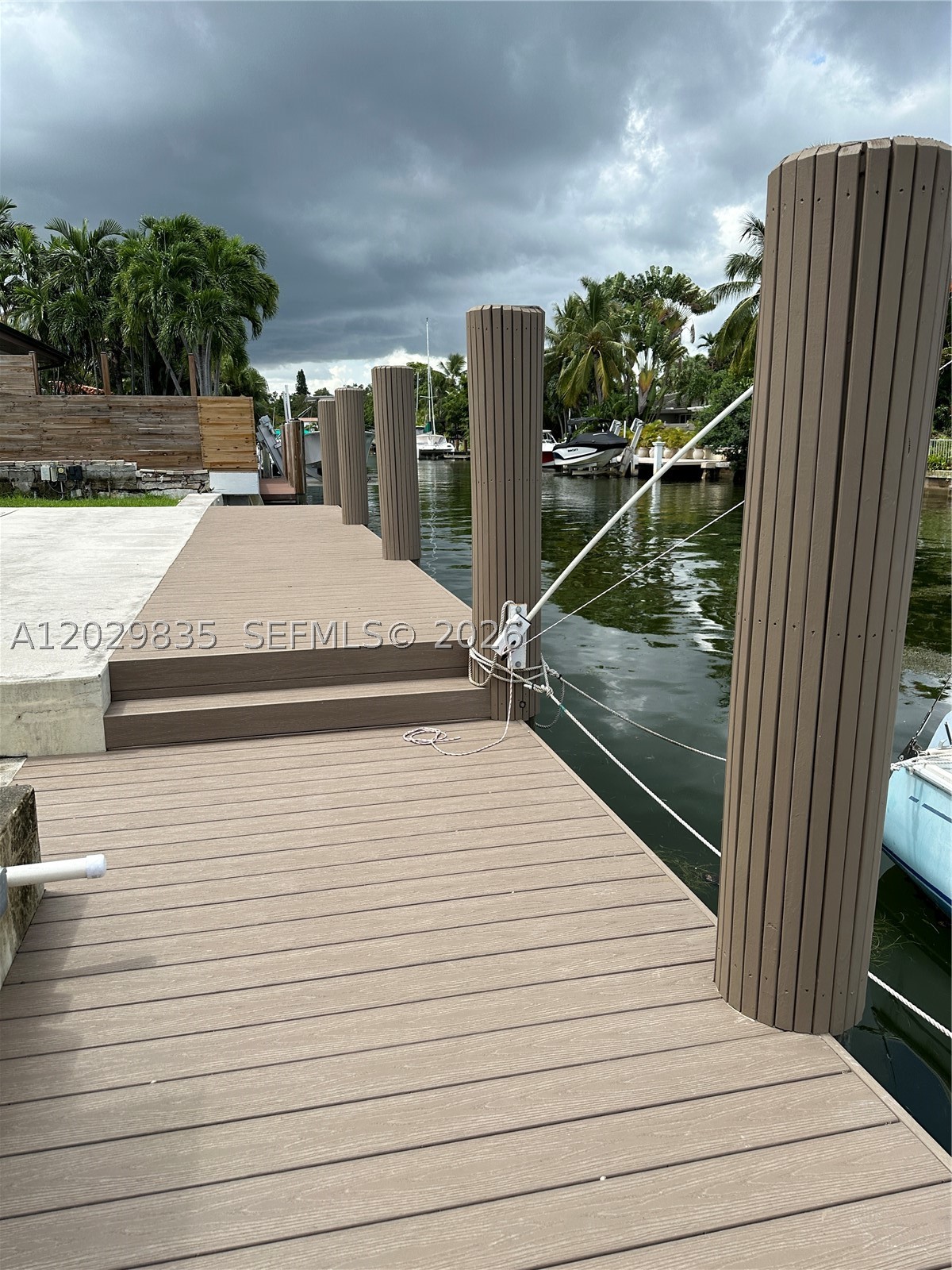 DAVIS HARBOR - Residential