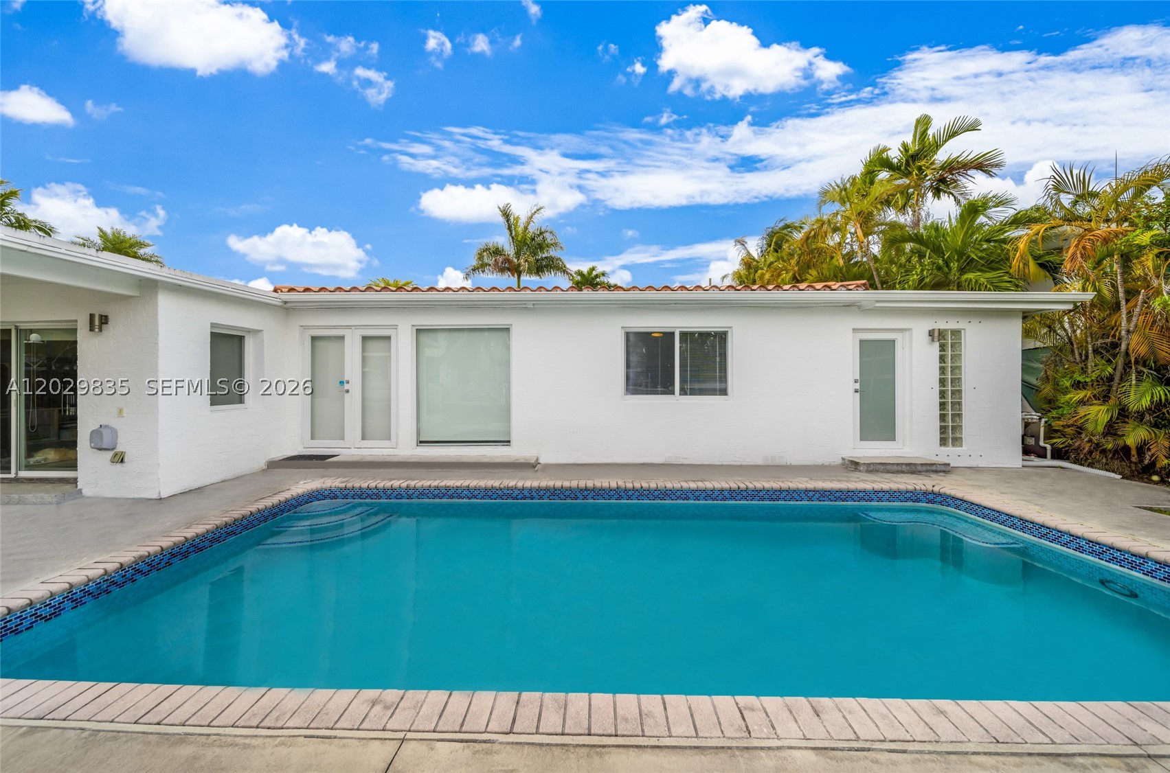 DAVIS HARBOR - Residential