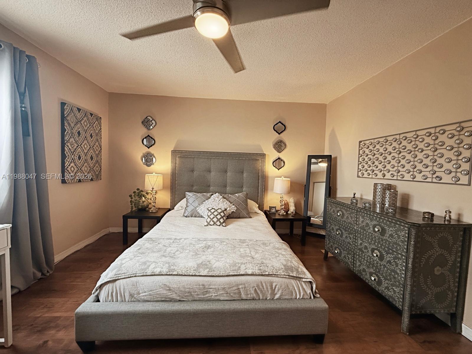 SUMMERTREE VILG CALIF CL - Residential