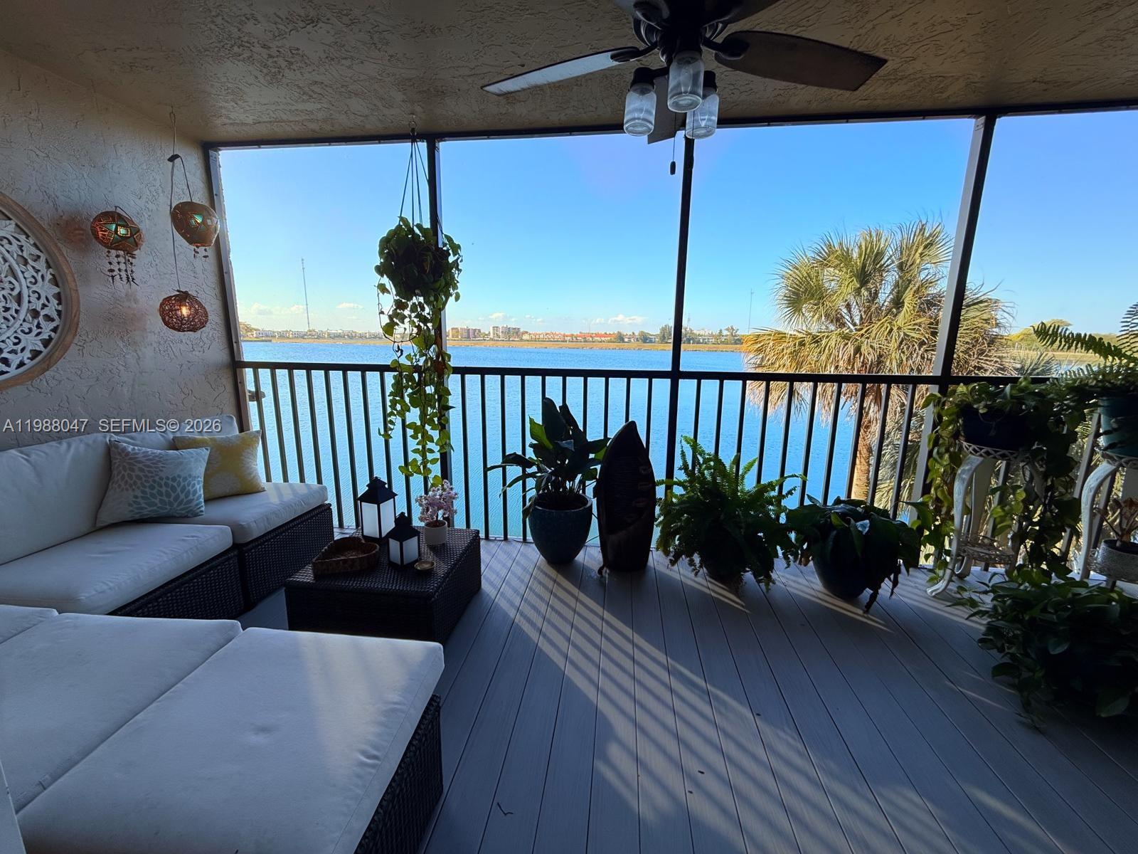 SUMMERTREE VILG CALIF CL - Residential