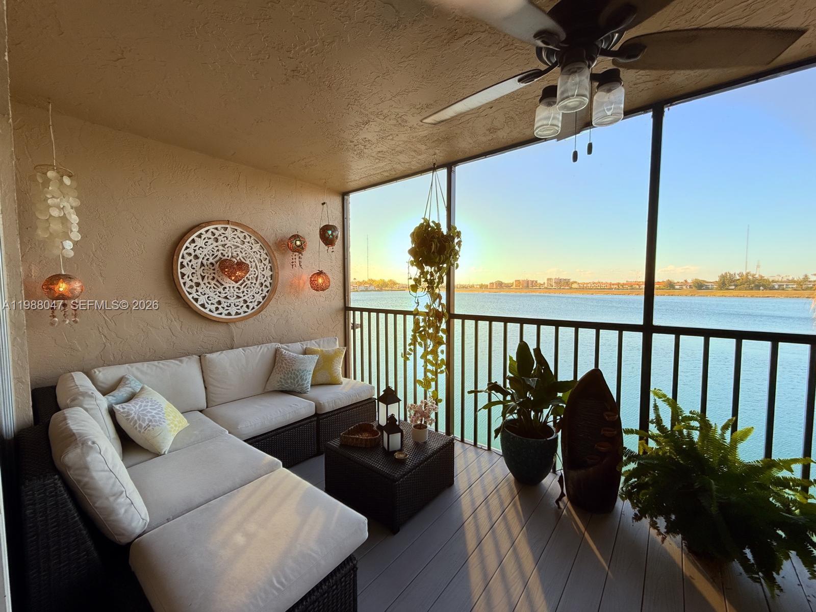 SUMMERTREE VILG CALIF CL - Residential