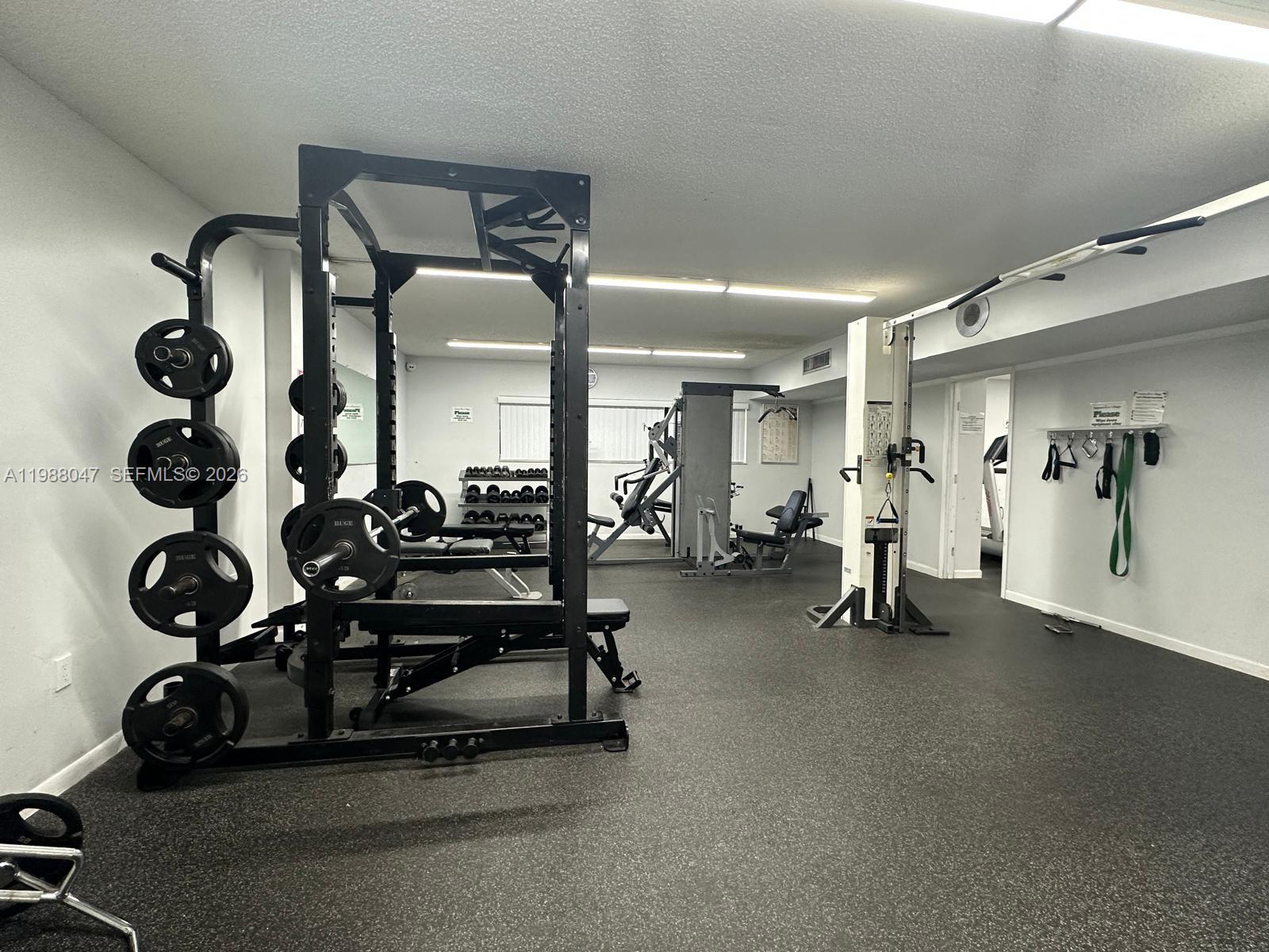 SUMMERTREE VILG CALIF CL - Residential