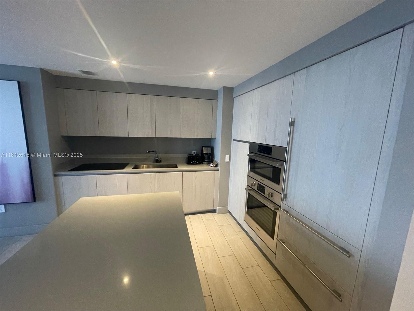 4010 SOUTH OCEAN CONDO - Residential